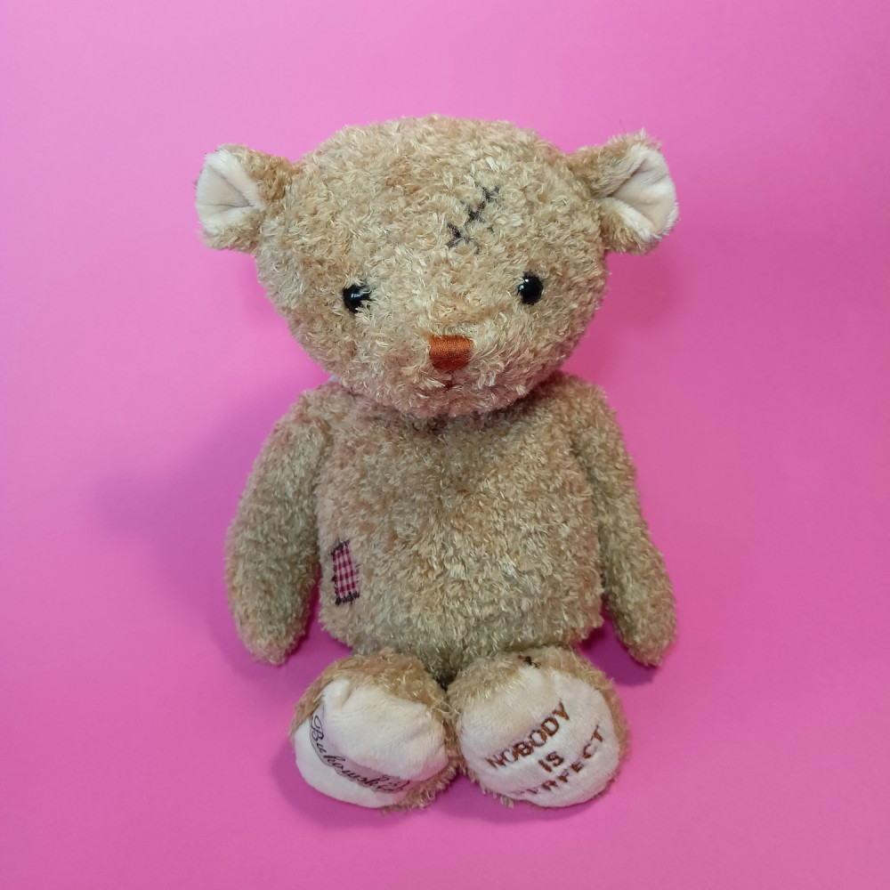 Miś Nobody's Perfect 25 cm - Kultowy pluszak Bukowski Design